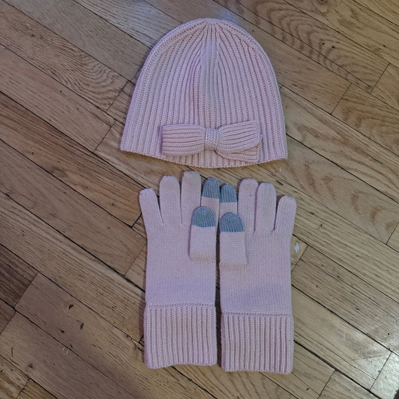 Kate Spade Light Pink English Rose Knit Hat and Gloves Set - BNWOT - Picture 3 of 7